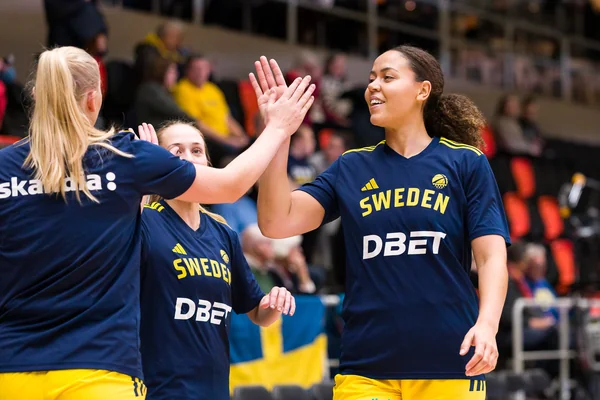 Precious Johnson, Center